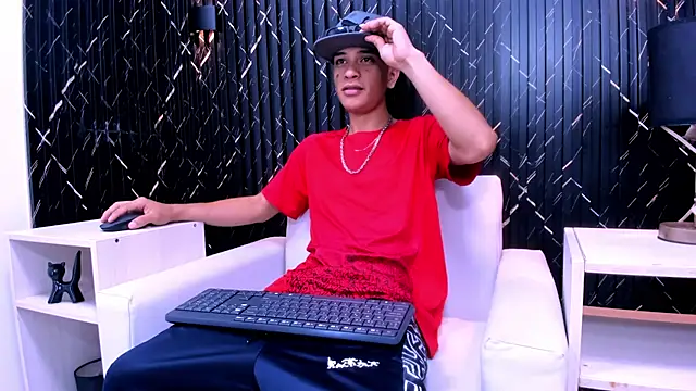 Matt Ruso online show from November 2025 03:30:02 AM