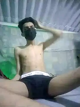 HannanKhan25 online show from September 2025 07:37:02 PM