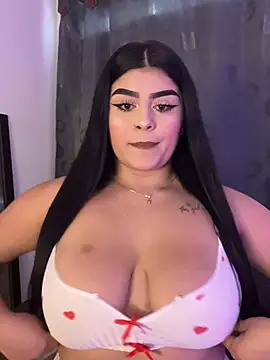 Snapshot of Kariina__69 chatting on July 2026 06:34:02 PM Kariina 69 online show from July 2026 06:34:02 PM