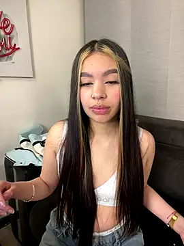 Snapshot of Cristina_pinkk chatting on September 2025 03:07:02 AM Cristina pinkk online show from September 2025 03:07:02 AM