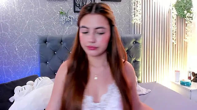Snapshot of mialeia01 chatting on June 2026 09:01:02 PM mialeia01 online show from June 2026 09:01:02 PM