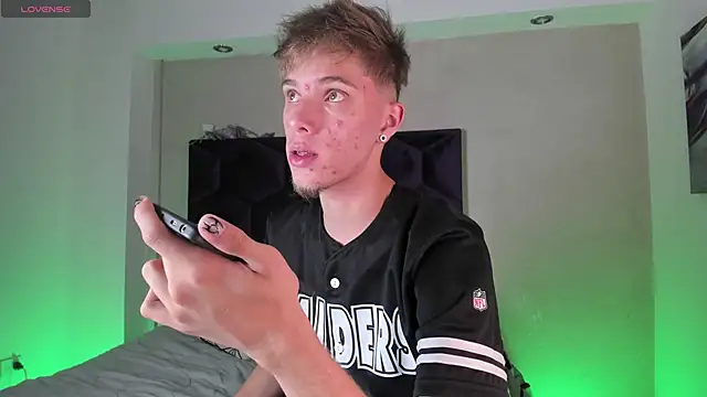 Robbin Blaze online show from March 2026 04:29:02 AM