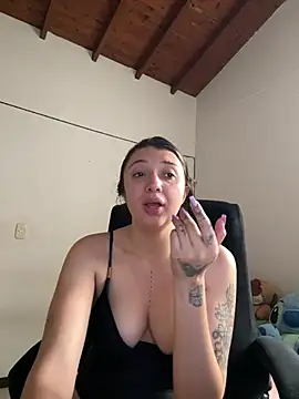 Mia  Gray online show from May 2026 05:32:01 PM
