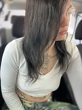 MeekyRich online show from October 2025 03:29:02 AM