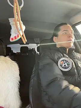 MeekyRich online show from November 2025 04:04:01 AM