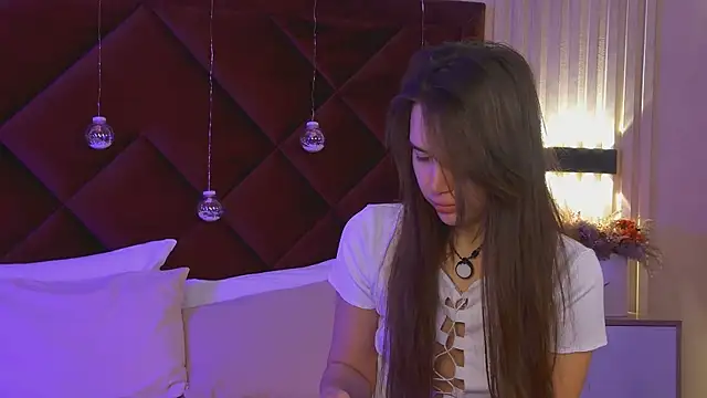 StacyHarland online show from December 2025 04:50:02 AM