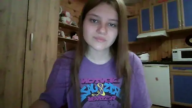 Snapshot of Little_shygirl chatting on September 2025 02:17:01 AM Little shygirl online show from September 2025 02:17:01 AM