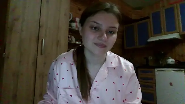 Snapshot of Little_shygirl chatting on October 2025 12:55:02 AM Little shygirl online show from October 2025 12:55:02 AM