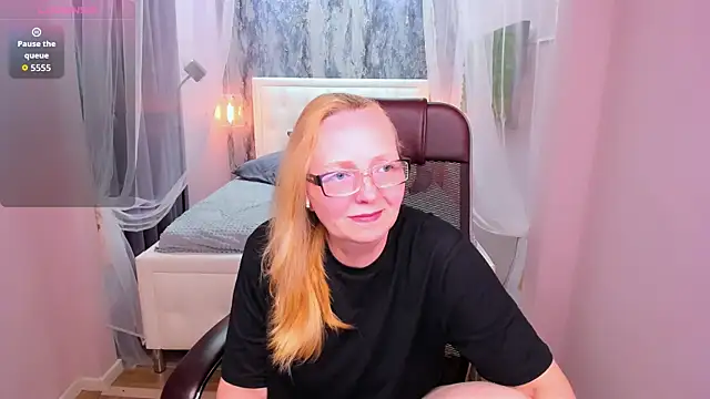 Karen Villis online show from August 2026 11:48:02 AM