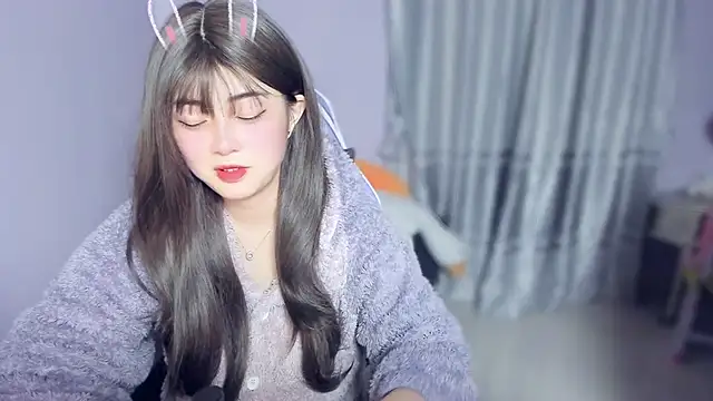 yuki3366 online show from November 2025 02:49:02 PM