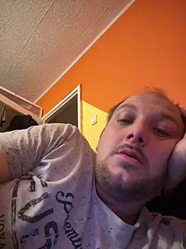 Snapshot of MatedUpjohn chatting on December 2025 02:25:01 PM MatedUpjohn online show from December 2025 02:25:01 PM