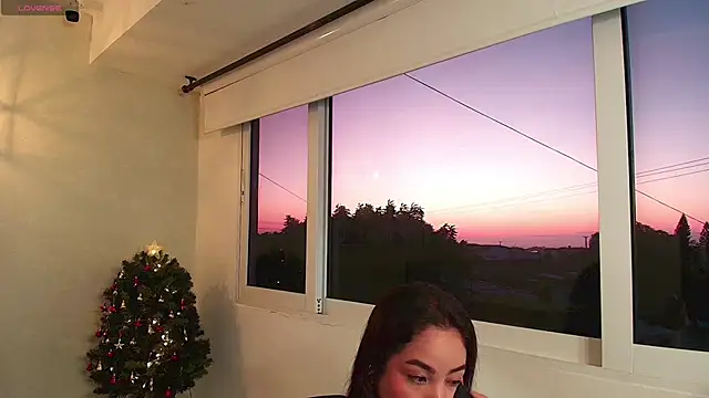  Victoria Collins online show from November 2025 10:50:02 AM