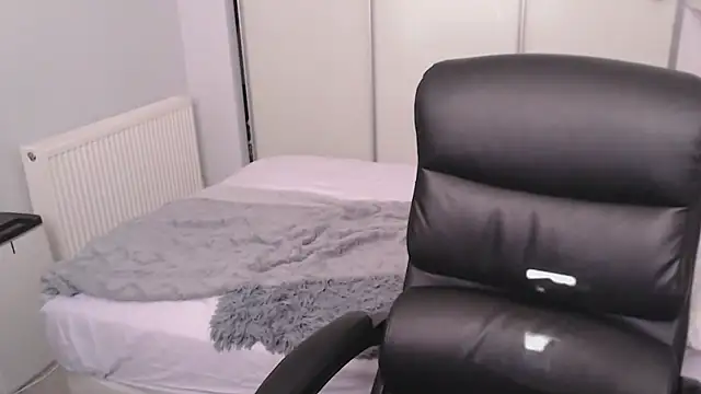 GothSuccubusBabe online show from March 2026 05:19:02 PM