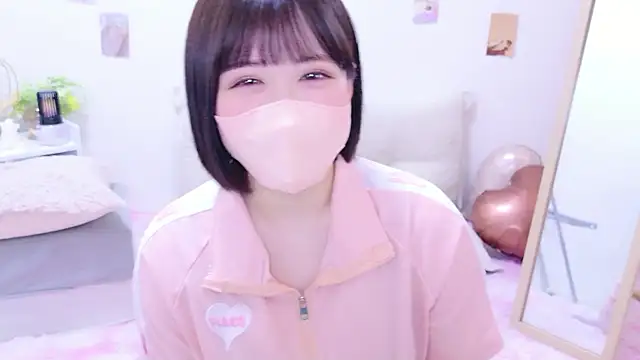 Snapshot of _suika_ chatting on February 2026 09:32:02 AM suika online show from February 2026 09:32:02 AM