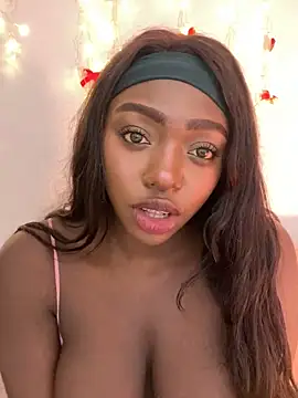 alissradiante1 online show from December 2025 01:45:01 AM