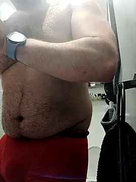 CloudyMuscleBeefy online show from November 2025 01:11:01 PM