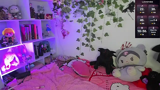 sarahminage  online show from November 2025 09:08:01 PM