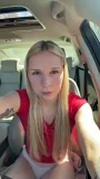 Snapshot of SabrinaRosed chatting on April 2026 11:35:01 AM SabrinaRosed online show from April 2026 11:35:01 AM