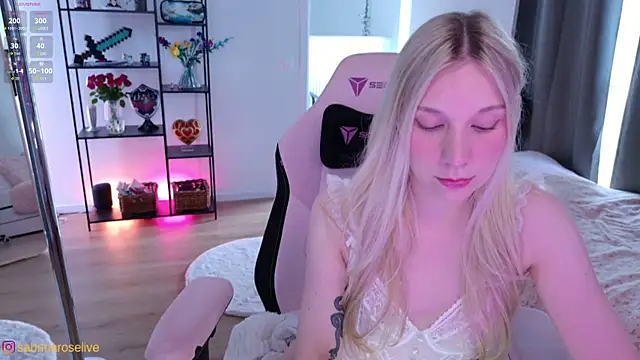 Snapshot of SabrinaRosed chatting on May 2026 05:08:02 PM SabrinaRosed online show from May 2026 05:08:02 PM