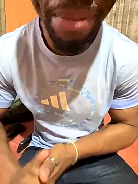 naughty thick online show from September 2025 04:41:01 PM