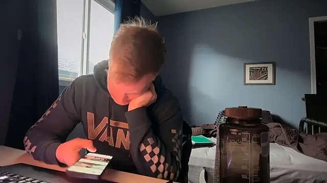 lustylyndon online show from April 2026 01:57:02 PM