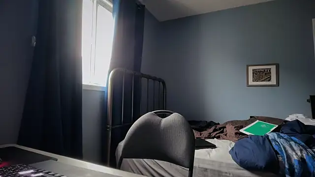 lustylyndon online show from April 2026 02:41:01 PM