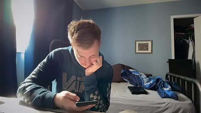 lustylyndon online show from April 2026 05:32:02 PM