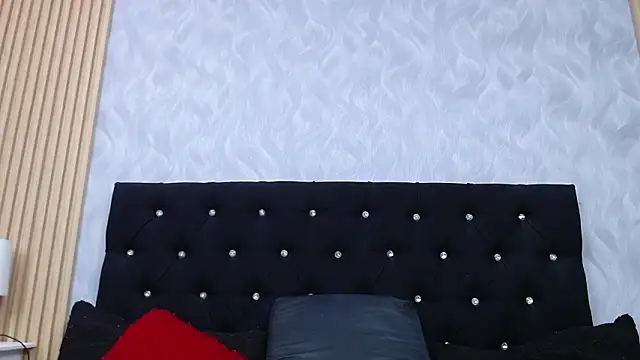 xandrinakarzon online show from March 2026 01:50:02 PM