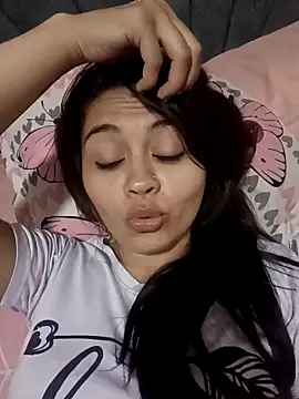 Snapshot of tifanny_turner chatting on November 2025 04:20:02 PM tifanny turner online show from November 2025 04:20:02 PM