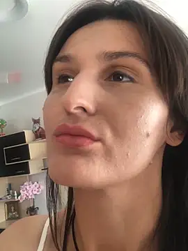 Snapshot of NikaSwan2831 chatting on September 2025 09:11:01 AM NikaSwan2831 online show from September 2025 09:11:01 AM