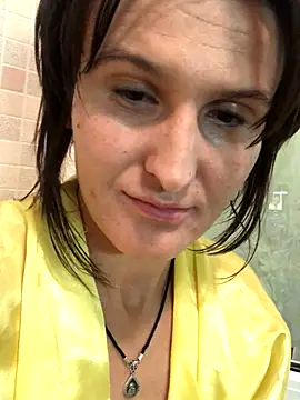 Snapshot of NikaSwan2831 chatting on September 2025 06:42:02 PM NikaSwan2831 online show from September 2025 06:42:02 PM