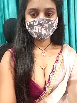 Aanya hotty online show from October 2025 05:48:02 PM