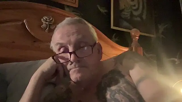 poggles online show from February 2026 08:23:01 PM