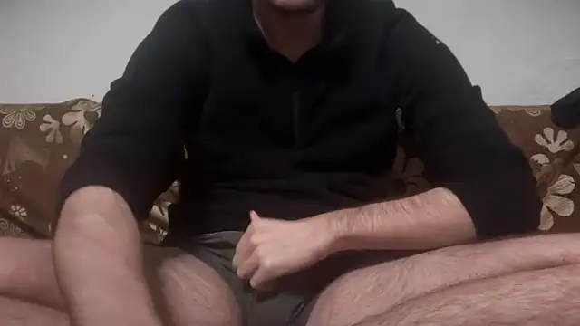 Snapshot of urbig-d chatting on February 2026 10:13:01 PM urbig-d online show from February 2026 10:13:01 PM