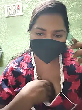 Liyaa 24 online show from February 2026 11:06:02 AM