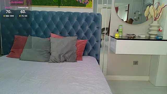 SiennaPierce online show from April 2026 11:19:01 AM