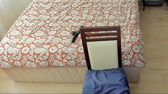 Squirt Kimm online show from April 2026 11:22:02 AM