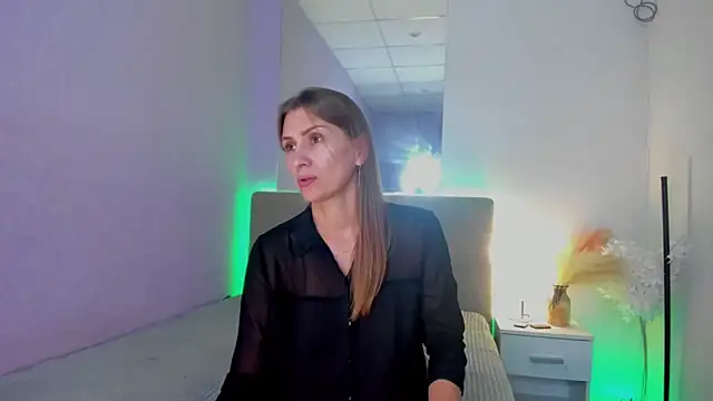 Snapshot of ChristyBrook chatting on September 2025 08:09:02 PM ChristyBrook online show from September 2025 08:09:02 PM