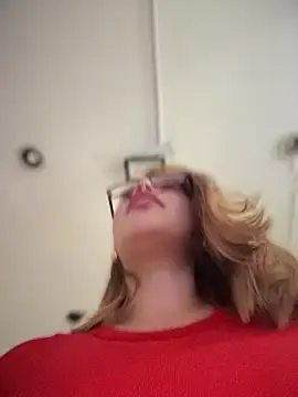 sara calderon online show from November 2025 01:32:02 PM