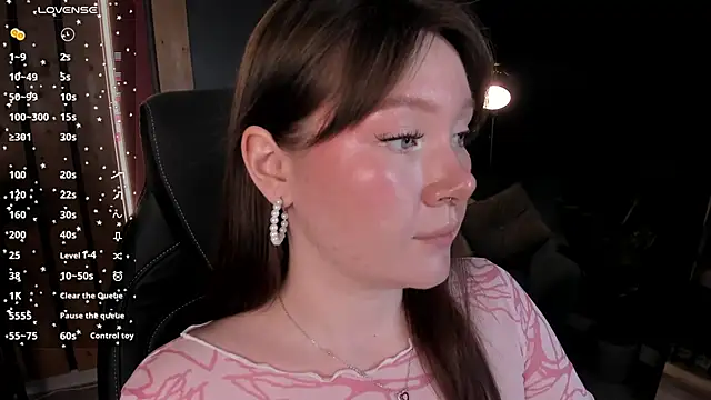 Ash Hasmy online show from December 2025 12:22:01 PM