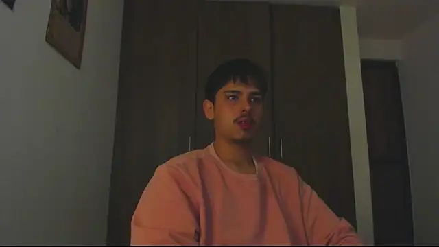 Maximo Miller online show from December 2025 04:31:02 AM