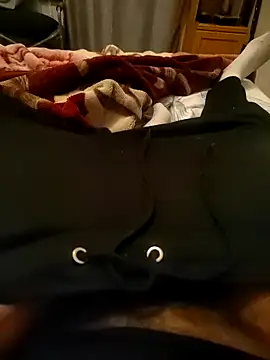 kulliguy online show from November 2025 09:17:01 PM