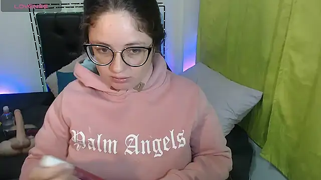 KrystalAdams online show from October 2025 01:45:01 PM