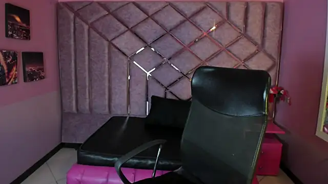 Pamela Squirtt online show from April 2026 12:36:02 PM