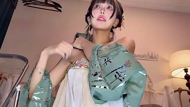 Snapshot of kiraa-0051 chatting on February 2026 03:35:02 PM kiraa-0051 online show from February 2026 03:35:02 PM