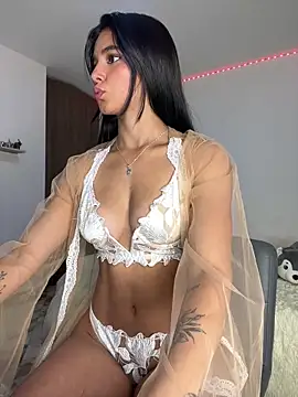 Vaneza G1 online show from May 2026 03:45:01 AM