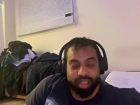 Snapshot of gogone2025 chatting on October 2025 06:23:01 AM gogone2025 online show from October 2025 06:23:01 AM