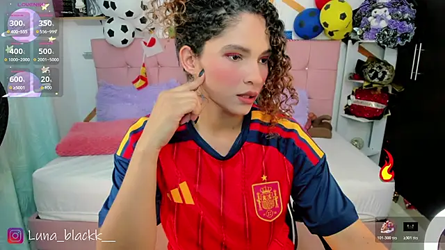 Snapshot of Luna_blackk chatting on July 2026 08:11:02 PM Luna blackk online show from July 2026 08:11:02 PM