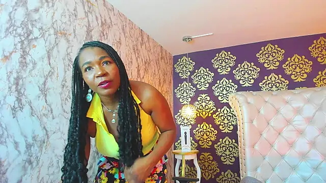 Snapshot of Tyra_Fox chatting on September 2025 03:10:02 AM Tyra Fox online show from September 2025 03:10:02 AM