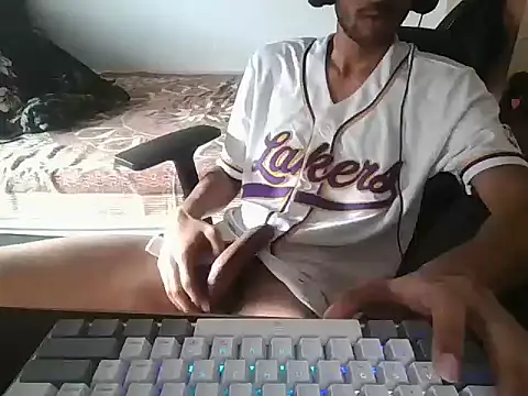 Snapshot of hardbuoy69 chatting on February 2026 01:54:02 PM hardbuoy69 online show from February 2026 01:54:02 PM